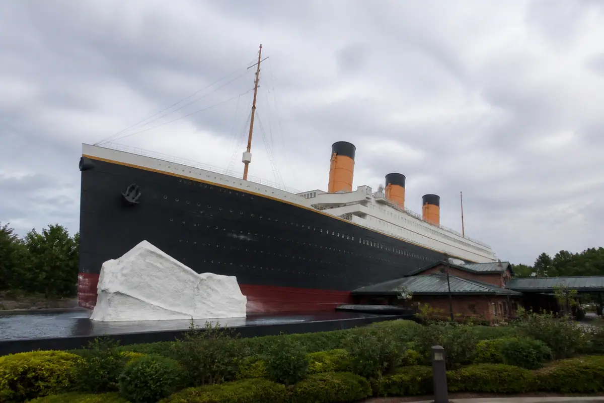 Photoreal travel-editorial view of Titanic Museum Attraction in Branson, Missouri