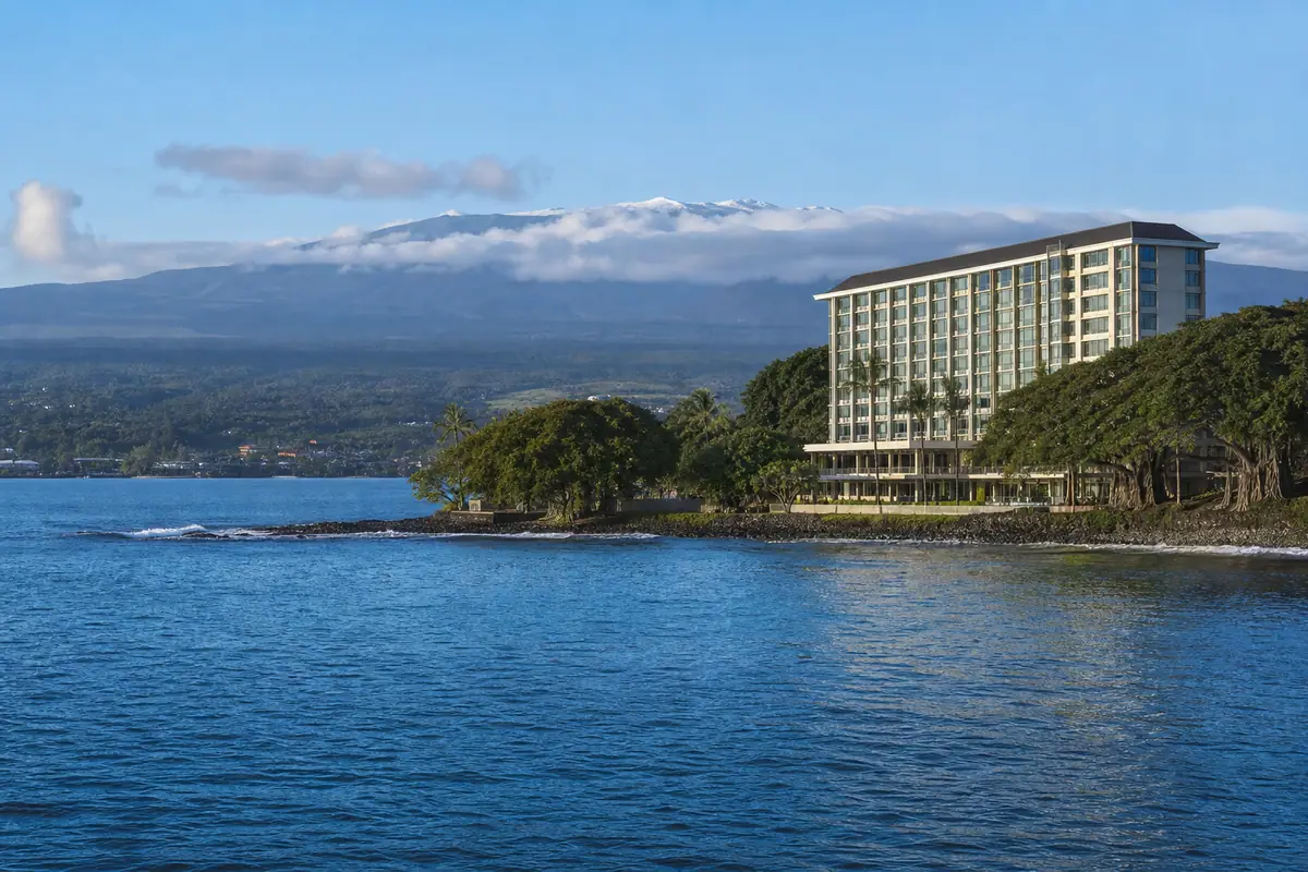 Cafe 100 on Hawaiʻi Island