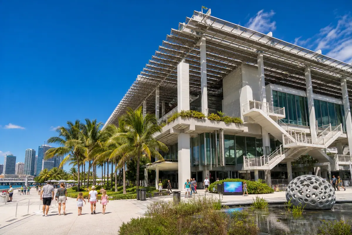 Photoreal Frost Museum of Science bayfront museum scene in Miami daylight