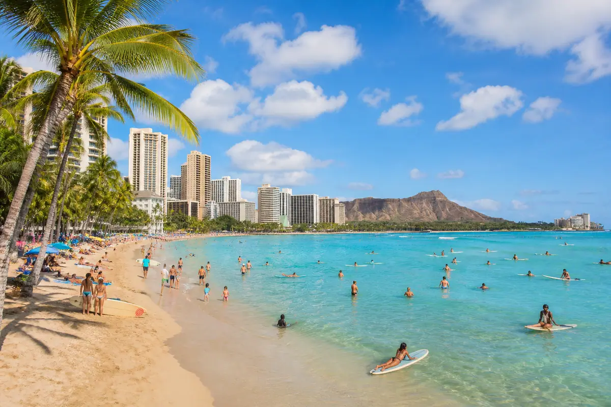Photoreal Waikiki Beach shoreline on Oahu
