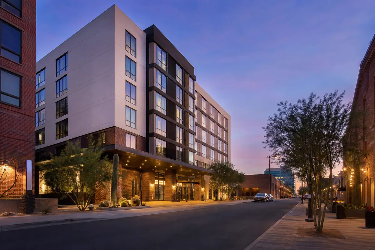 Photoreal view of Hampton Inn & Suites Phoenix Downtown in Phoenix