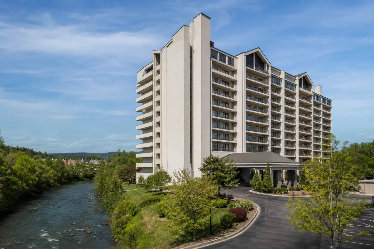 Photoreal Riverside Tower in Pigeon Forge, Tennessee