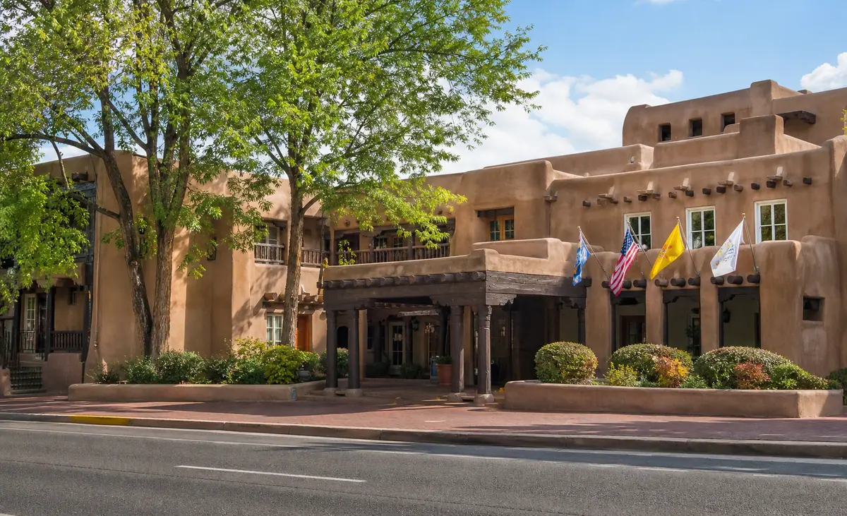 Photoreal exterior of Inn of the Governors in Santa Fe