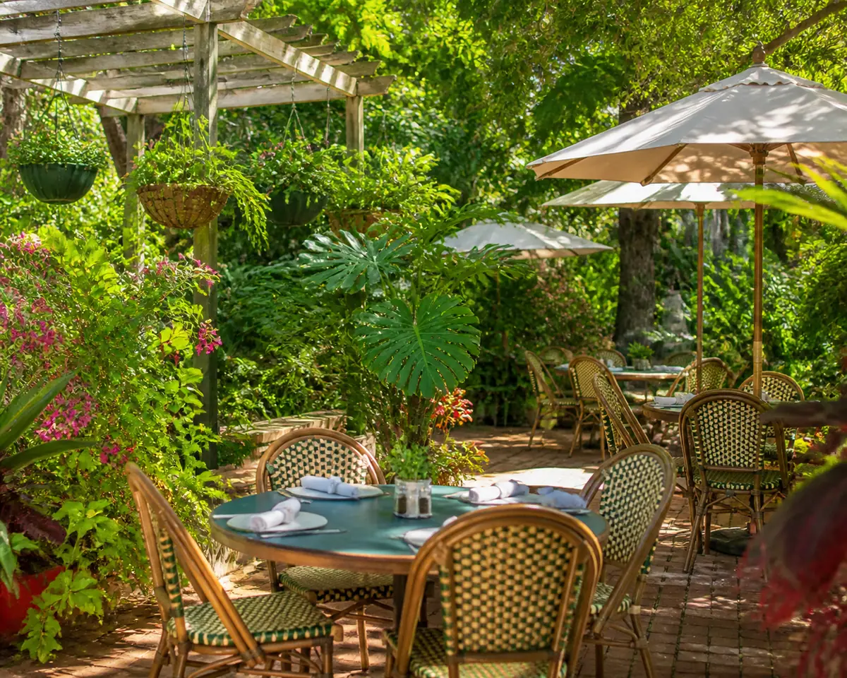 Photoreal travel-editorial view of Sun Garden Cafe in Sarasota, Florida